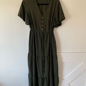 Elegant Green Maxi Dress